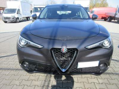 Alfa Romeo Stelvio Stelvio 2020 2.2 t Business Q4 190cv auto Grigio usata Medolla