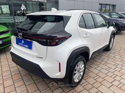 Toyota Yaris Cross 1.5h Active fwd 116cv e-cvt Bianco usata Sarego