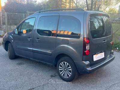Peugeot Partner Peugeot Partner 1.6 Blue HDI 120 Active #10098 Grigio usata Settimo Torinese