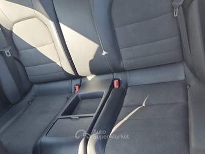 Mercedes-Benz Classe E E 220 CDI Coupé BlueEFFICIENCY Bianco usata San Giuseppe Vesuviano