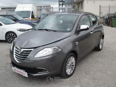 Lancia Ypsilon 16V 95 CV 5 porte S&S Gold Grigio usata Qualiano