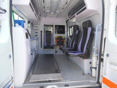 Peugeot Boxer AMBULANZA Bianco usata Qualiano