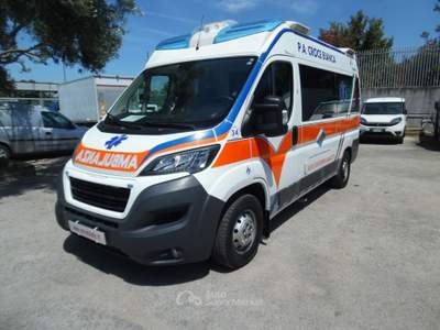 Peugeot Boxer AMBULANZA Bianco usata Qualiano