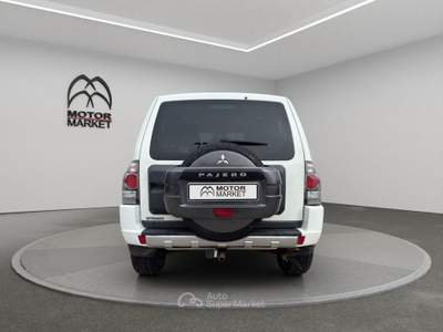 Mitsubishi Pajero 3.2 100th Auto Bianco usata Roma