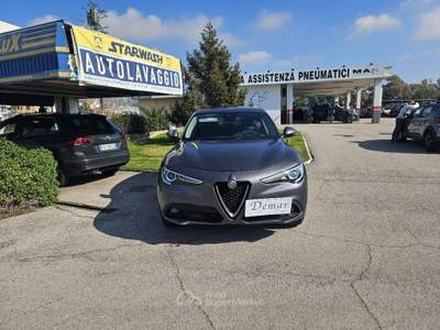Alfa Romeo Stelvio 2.2 T.diesel 210 CV AT8 Q4 Bus. Grigio usata Pomezia