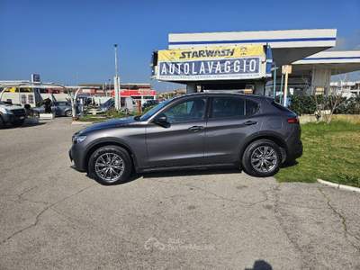 Alfa Romeo Stelvio 2.2 T.diesel 210 CV AT8 Q4 Bus. Grigio usata Pomezia