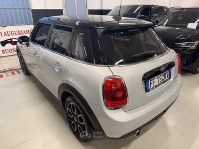 MINI 1.5 Cooper D Hype 5 1.5 Cooper Boost 5 porte Bianco usata Torino