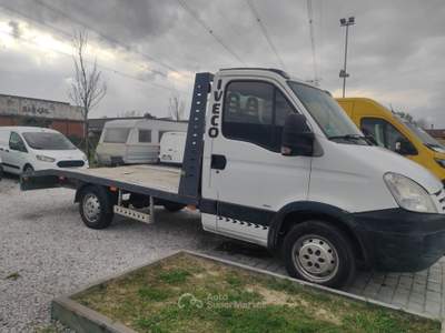 Iveco Daily C25C 29L12 2.3 115CV PATENTE B Bianco usata Prato