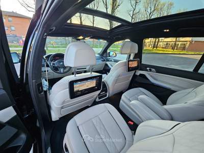 BMW X7 xDrive30d INDIVIDUAL COMPOSITION 6POSTI Nero usata Caresanablot