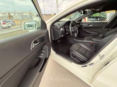 Mercedes-Benz Classe A A 180 d Automatic Executive Bianco usata ALTAMURA