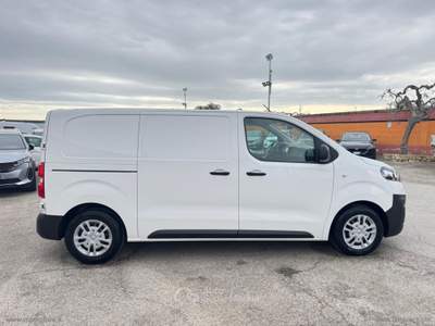 Opel Vivaro VIVARO ENJOY PM 3 POSTI 1.5D 120CV Bianco usata Bari
