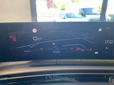 Peugeot 3008 Hybrid 145 e-DCS6 Allure PROMO Blu/Azzurro usata Casalgrande