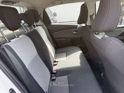 Toyota Yaris 1.5 Hybrid 5 porte Active Plus Bianco usata Sesto San Giovanni