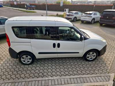 Opel Combo Tour 1.6 CDTI 105cv Bianco usata Prevalle