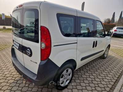 Opel Combo Tour 1.6 CDTI 105cv Bianco usata Prevalle