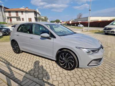 Volkswagen Golf 2.0 TDI SCR 110KW Life DSG Grigio usata Prevalle