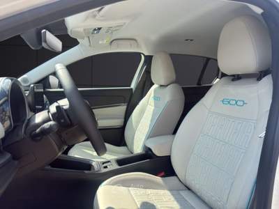 Fiat 600 Hybrid 100 CV DCT MHEV La Prima Bianco usata Napoli