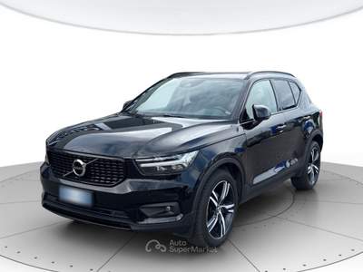 Volvo XC40  1.5 t3 r-design 163cv auto Nero usata Padova