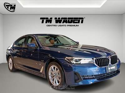 BMW Serie 5 530e  - 530e xdrive business Blu/Azzurro usata Firenze