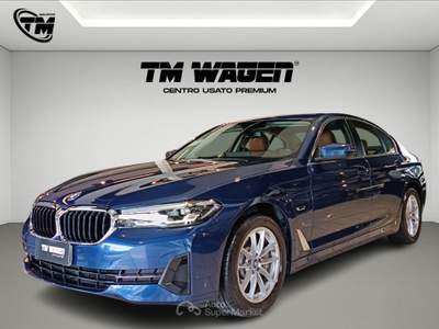 BMW Serie 5 530e  - 530e xdrive business Blu/Azzurro usata Firenze