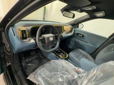Fiat Grande Panda 1.2 hybrid La Prima 110cv e Nero usata ARICCIA