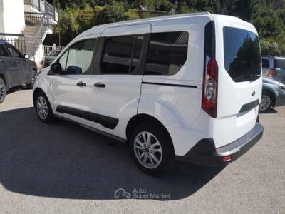 Ford Tourneo Connect 1.5 TDCi 101 CV Titanium Bianco usata Itri