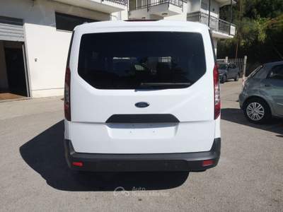 Ford Tourneo Connect 1.5 TDCi 101 CV Titanium Bianco usata Itri