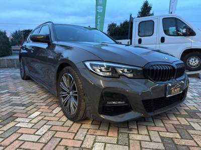 BMW Serie 3 320d d 48V Touring Msport Grigio usata Zero Branco