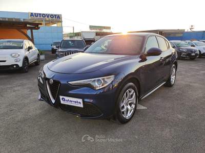 Alfa Romeo Stelvio ALFA ROMEO STELVIO 2.2 TURBO DIESEL 190 CV BUSINESS AT8 Q4 Blu/Azzurro usata Pontecagnano Faiano