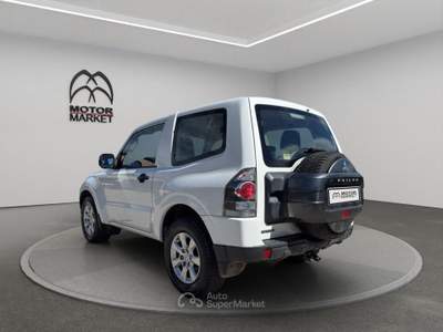 Mitsubishi Pajero 3.2 100th Auto Bianco usata Roma