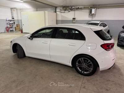 Mercedes-Benz Classe A d Automatic Premium Bianco usata Bergamo