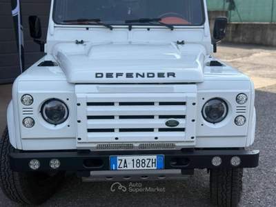 Land Rover Defender 2.2 TD4 Hard Top N1 Bianco usata Niardo