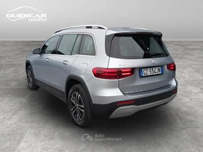 Mercedes-Benz Classe GLB 180 D Advanced 8G-DCT Argento usata Lucca