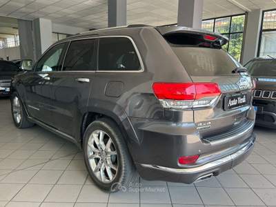 Jeep Grand Cherokee Grand Cherokee IV 2013 3.0 crd  Summit 250cv auto Grigio usata Cernusco sul Naviglio
