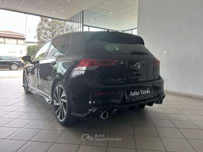 Volkswagen Golf Golf VIII 2020 2.0 tsi 245cv dsg Nero usata Cernusco sul Naviglio