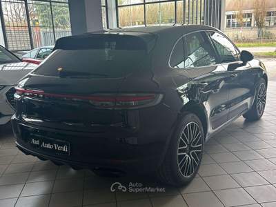 Porsche Macan Macan 2.0 245cv pdk Nero usata Cernusco sul Naviglio