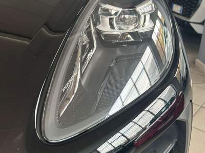 Porsche Macan Macan 2.0 245cv pdk Nero usata Cernusco sul Naviglio