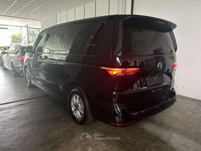 Volkswagen Multivan Multivan 2.0 tdi Life 150cv dsg Nero usata Cernusco sul Naviglio