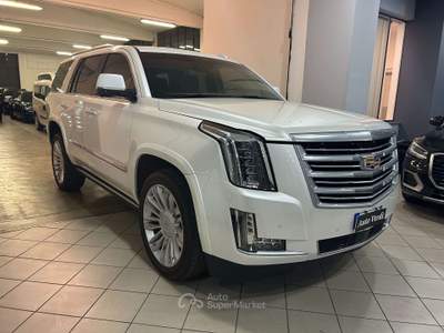Cadillac Escalade Escalade IV 2015 6.2 V8 Platinum auto Bianco usata Cernusco sul Naviglio