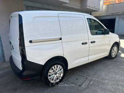 Volkswagen Caddy UNICOPROPRIETARIO TUTTI I TAGLIANDI VOLKSWAGEN PREZZO+IVA Bianco usata Cardano al campo