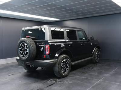 Ford Bronco 2.7 EcoBoost V6 335CV Outer Banks Nero usata Arsiè