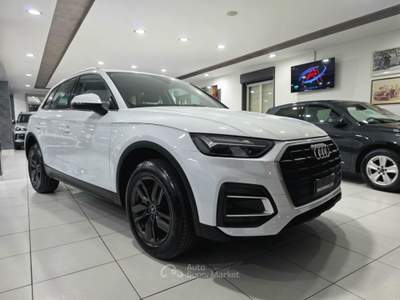 Audi Q5 40 2.0 TDI 204CV Quattro S tronic Business Navi Bianco usata Mirabella Imbaccari
