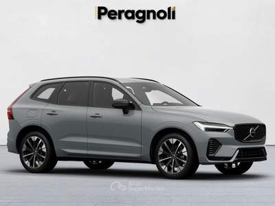 Volvo XC60 T6 Plug-in hybrid AWD automatico Plus Dark Grigio usata Firenze