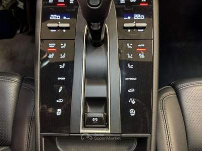 Porsche Macan 2.0 +TETTO+ACC+21"+MEMORY+360° Nero usata Castello di Godego