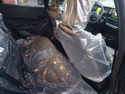 Renault Clio Full Hybrid E-Tech 160 CV 5 porte Techno Nero usata CASELETTE
