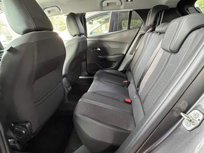 Peugeot 2008 2008 1.5 bluehdi Allure s&amp;s 130cv eat8 Grigio usata Bibbiano