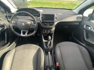 Peugeot 208 1° serie PureTech 82 5p. GPL Active Grigio usata Bibbiano