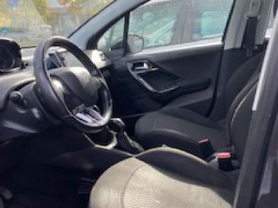 Peugeot 208 1° serie PureTech 82 5p. GPL Active Grigio usata Bibbiano