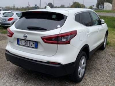 Nissan Qashqai 1.5 dCi Acenta Bianco usata Bibbiano