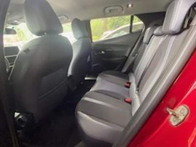 Peugeot 2008 1° serie BlueHDi 100 S&amp;S Active Rosso usata Bibbiano